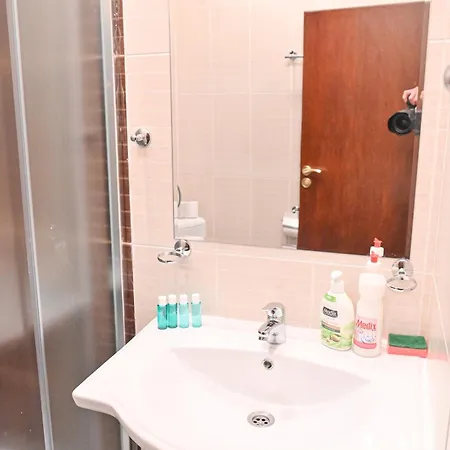 アパート Charming With Mountain View - By Flat Mаnаger