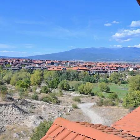 Lägenhet Charming With Mountain View & Seasonal Pool - By Flat Mаnаger *